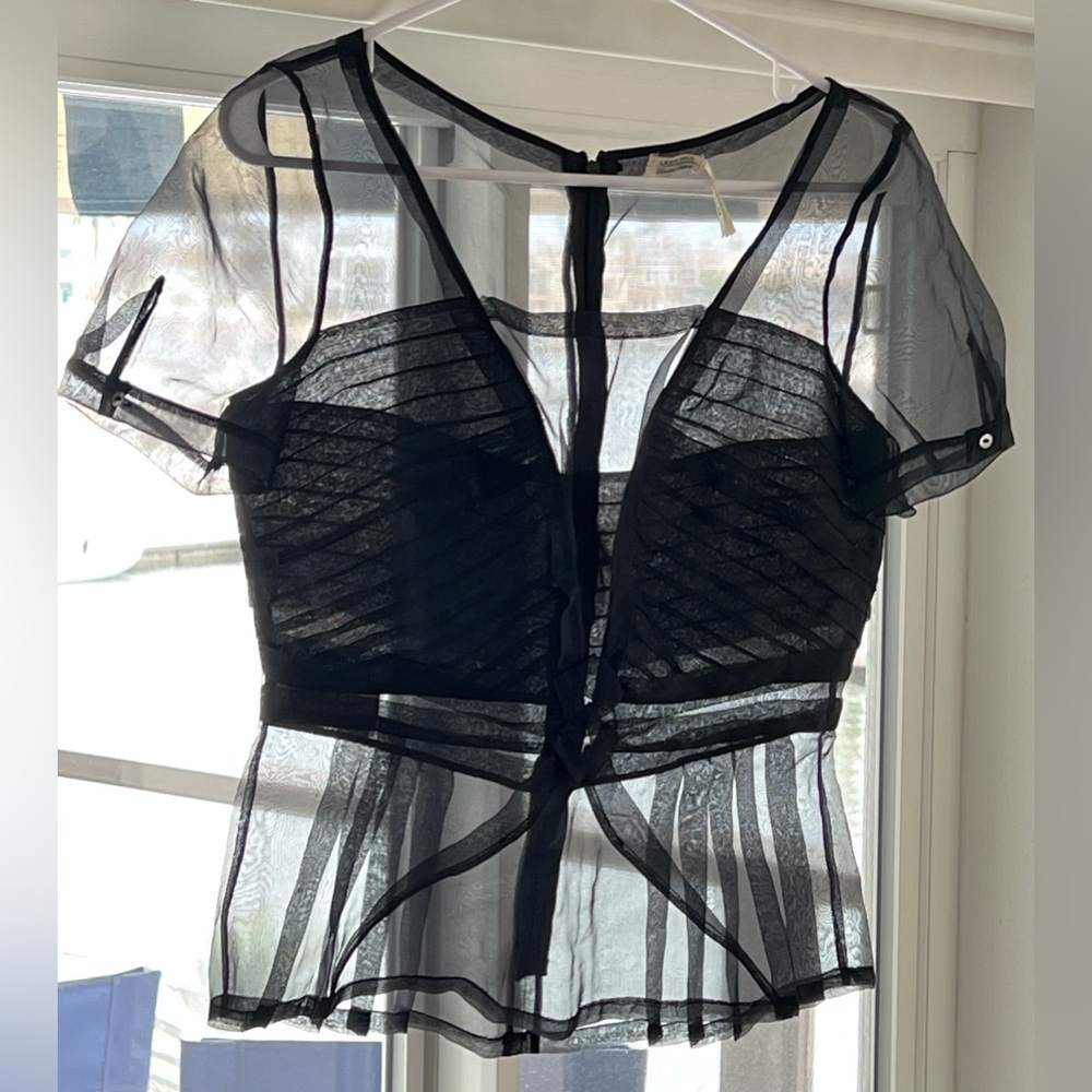 NEW LEON MAX 100% SILK BLOUSE!  SIZE S, SHEER!